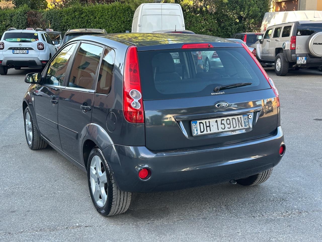 Ford Fiesta 1.2 16V 5p. Ghia X Neopatentati