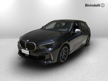 BMW Serie 1 (F40) - M 135i xDrive