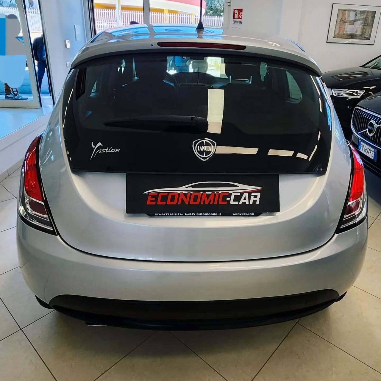 Lancia Ypsilon 1.2 69 CV 5 porte GPL Ecochic Silver km 123.000