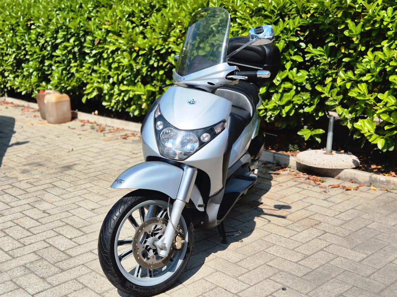 Piaggio Beverly 400 400/399cc