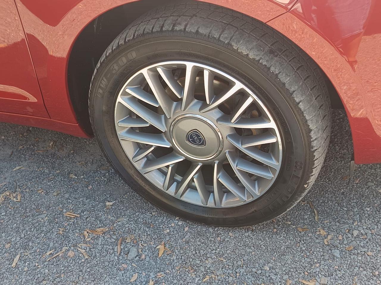 Lancia Ypsilon 2012 - 1.3 MJT Lb automobili