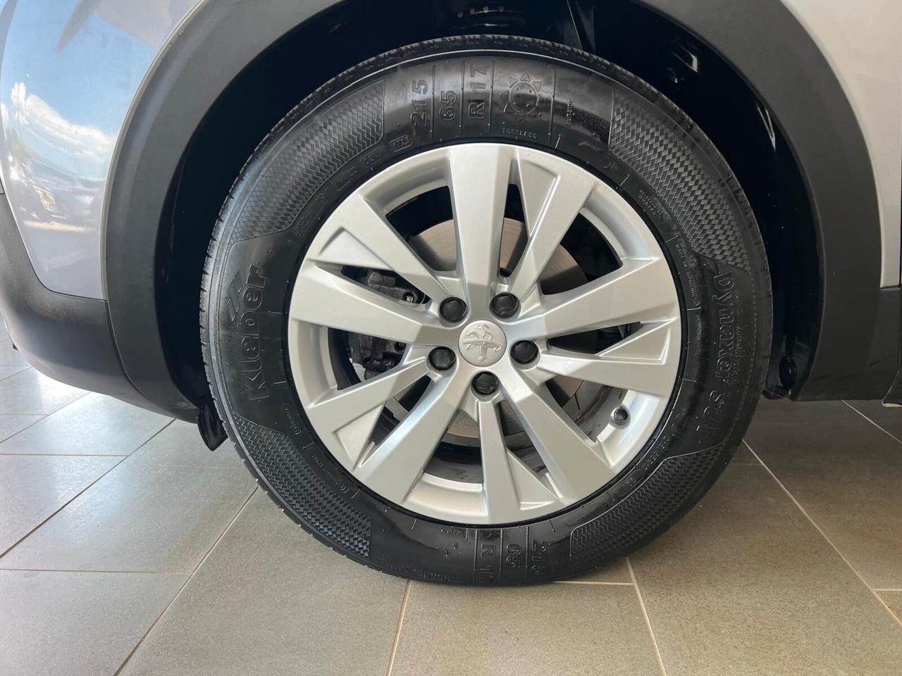Peugeot 3008 BlueHDi 130 S&S EAT8 Active 2019