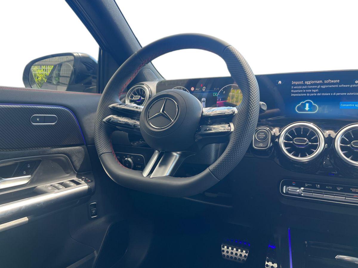 Mercedes-Benz GLA 200 d Automatic 4MATIC