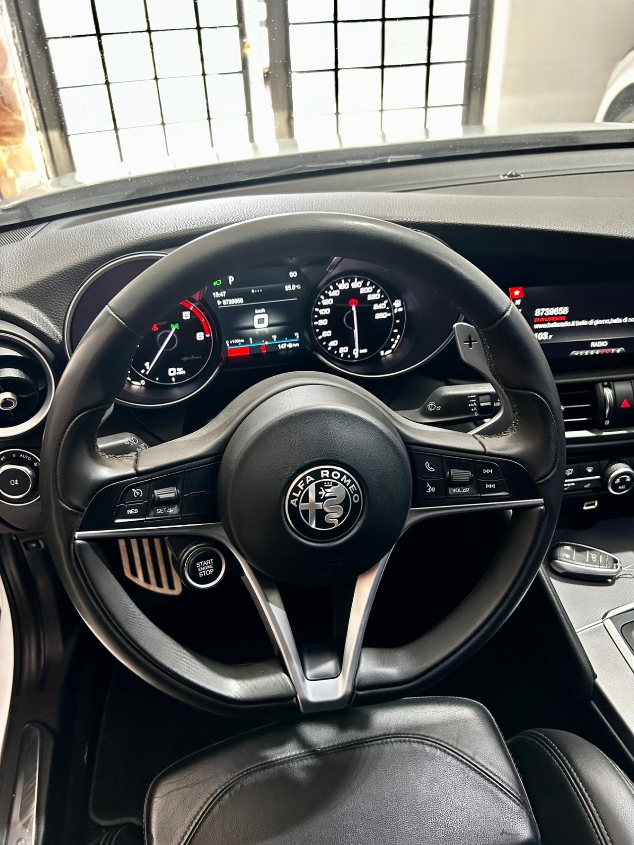 Alfa Romeo Giulia 2.2 Turbodiesel 210 CV AT8 AWD Q4 Veloce