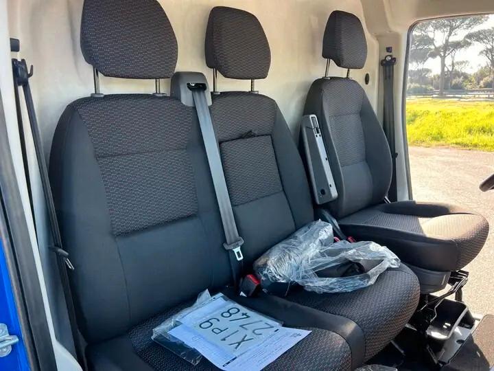 Peugeot Boxer 335 2.2 BlueHDi 140 S&S L2H2