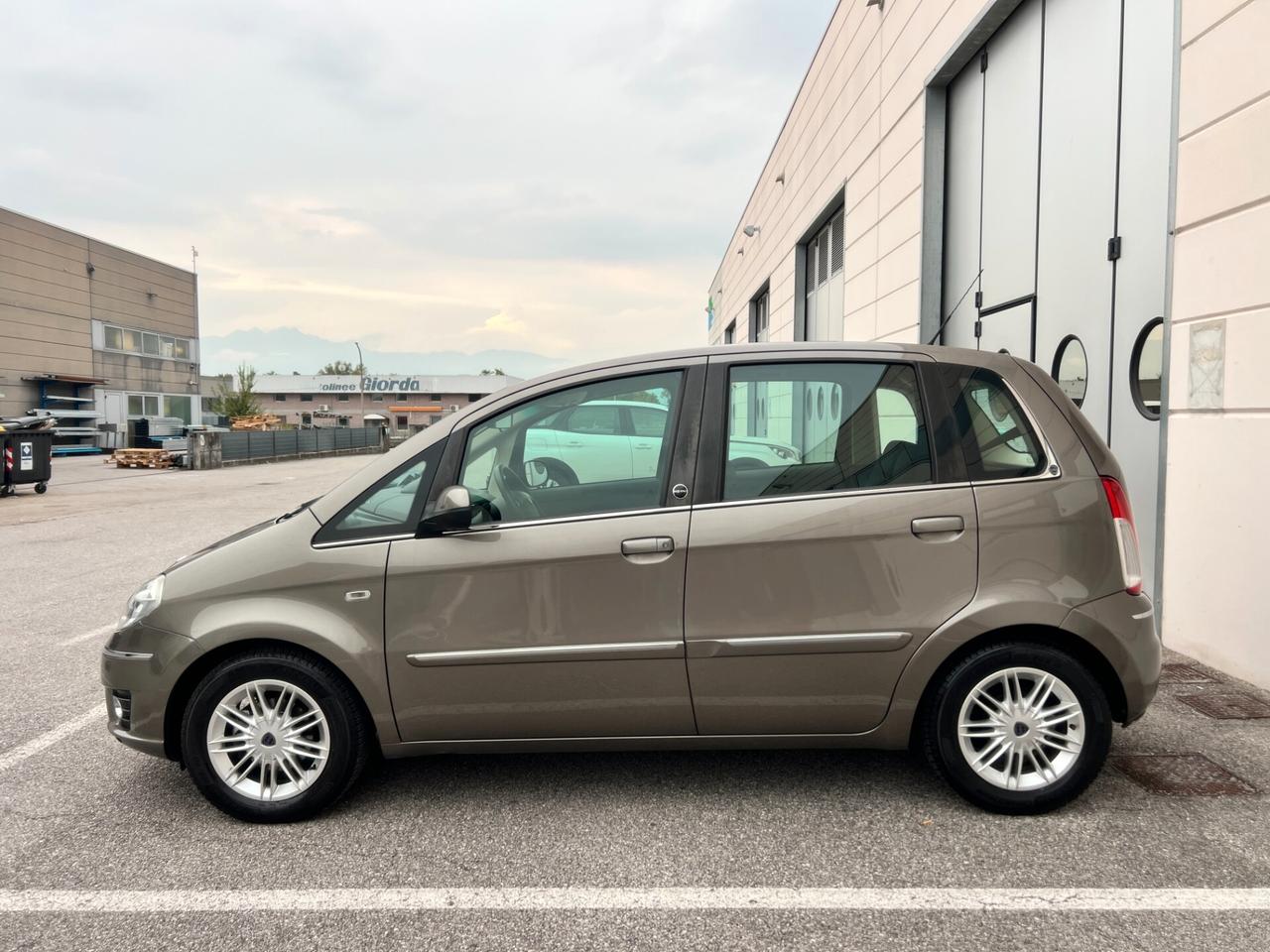Lancia MUSA 1.4 Platino Ecochic GPL