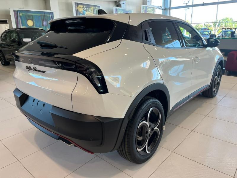 ALFA ROMEO Junior 1.2 136 CV Hybrid eDCT6 Speciale