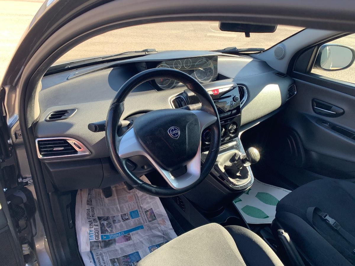 LANCIA - Ypsilon - 1.2 69 CV 5 porte S&S Gold