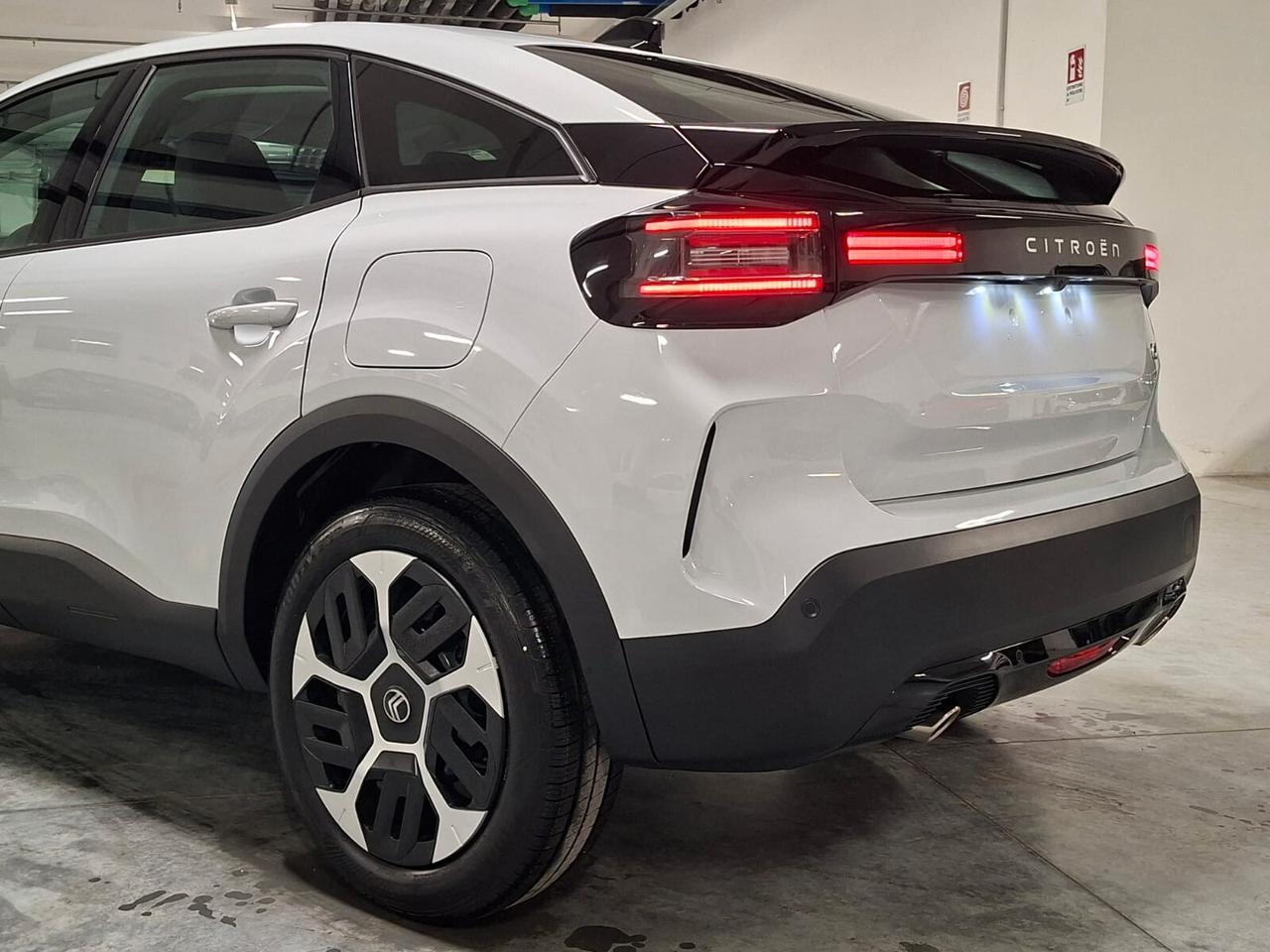 Citroen C4 1.2 PureTech 130CV Plus EAT8 Km. 0 MY'25