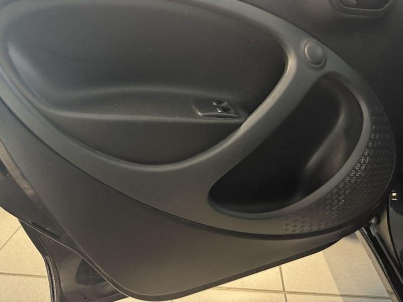 smart forfour 70 1.0 twinamic Passion