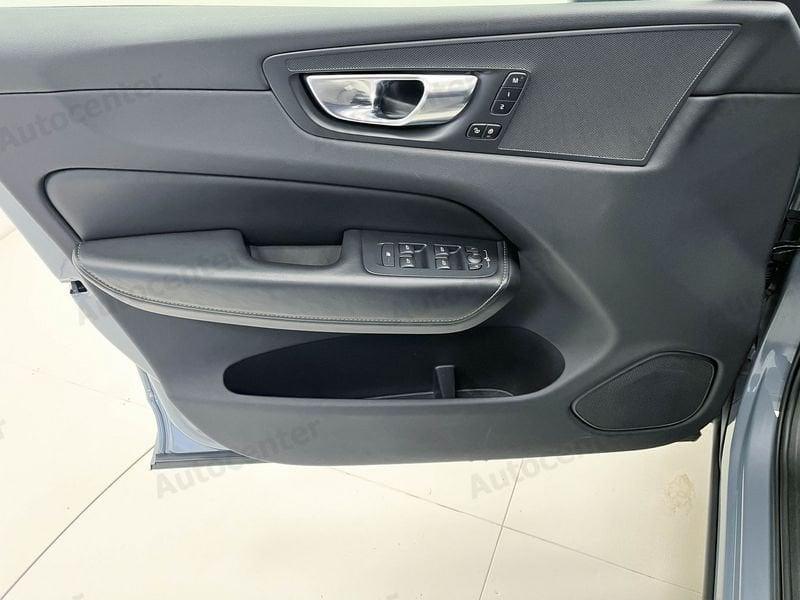 Volvo XC60 XC60 B4 (d) **TRAZ ANT** 197CV AUT PLUS DARK