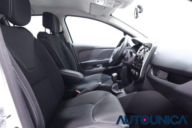 RENAULT Clio TCE 12V 75 CV 5 PORTE GENERATION NEOPATENTATI