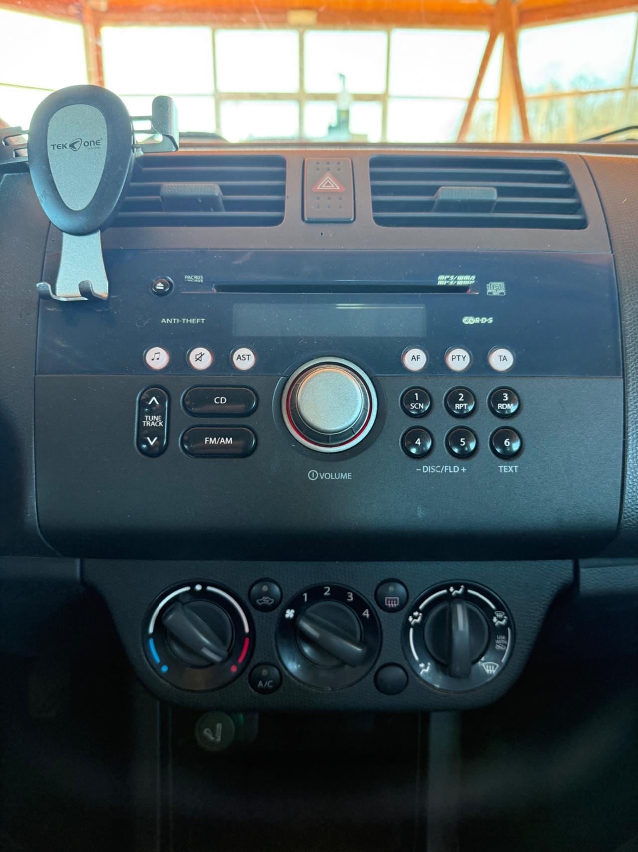 Suzuki Swift 1.3 Diesel - Neopatentati