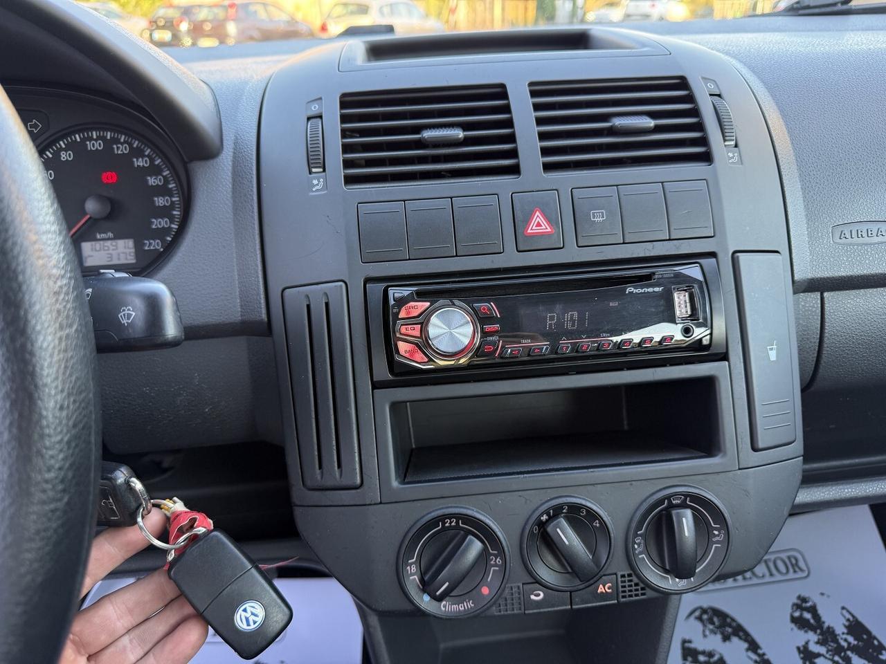 VOLKSWAGEN POLO 1.4 BENZINA 80 CV UNICO 106 MILA
