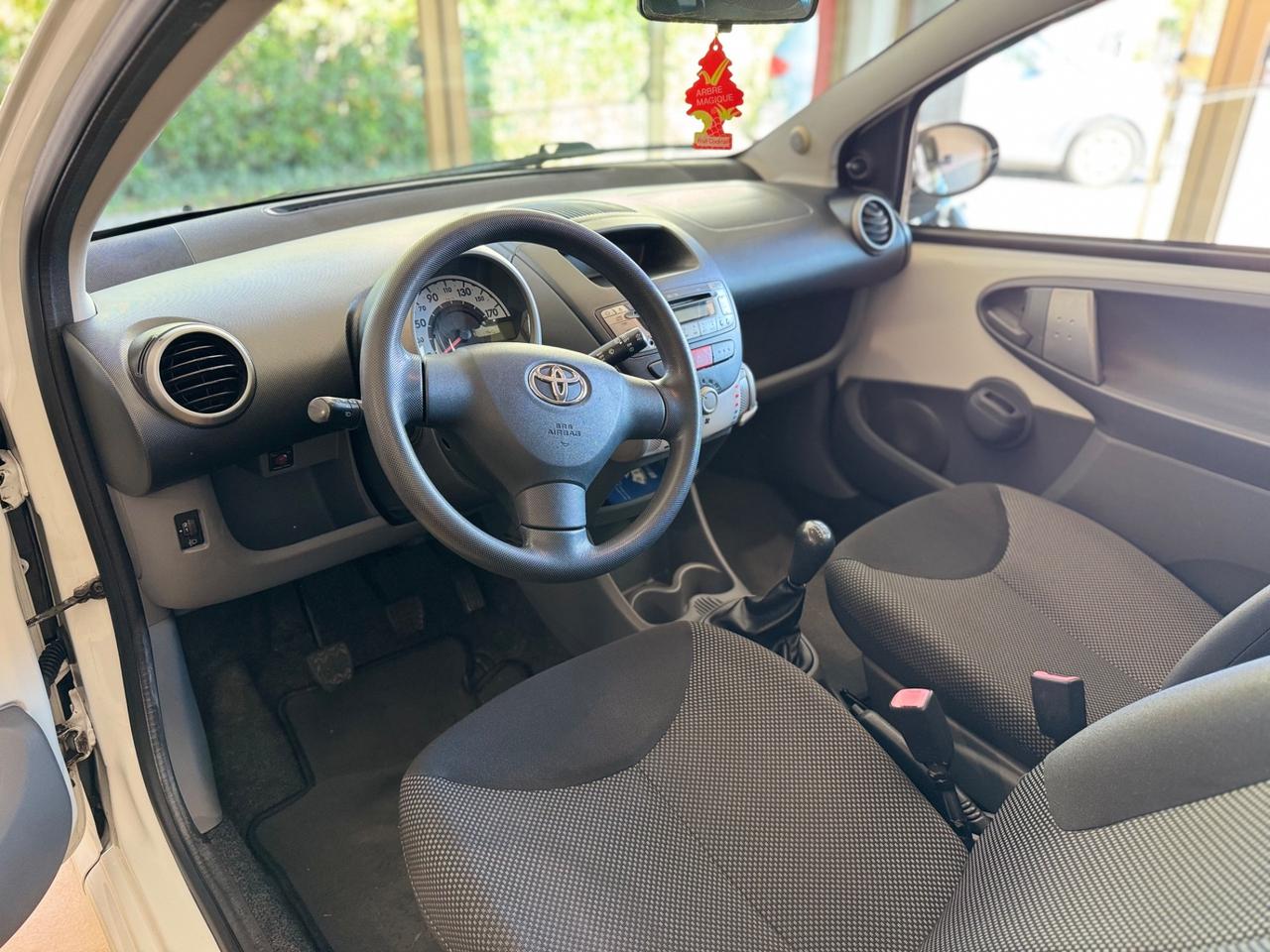 Toyota Aygo 1.0 12V VVT-i 3 porte
