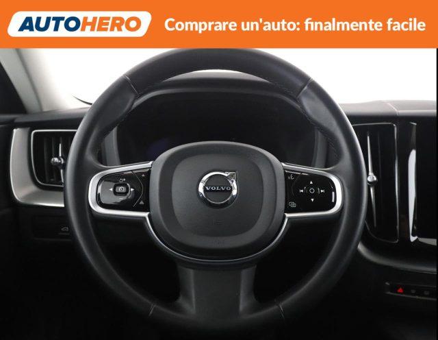 VOLVO XC60 B4 (d) AWD automatico Plus Dark