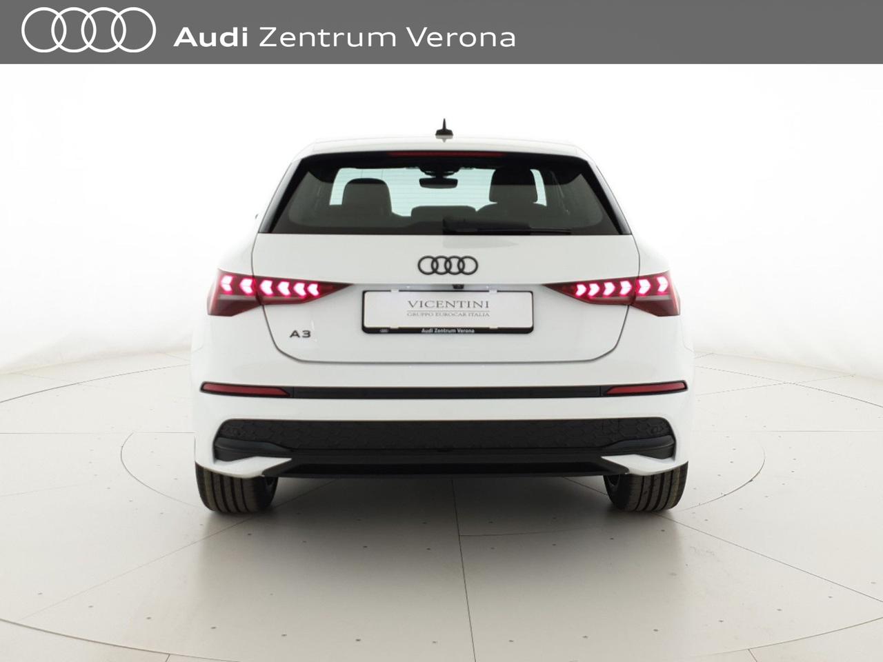 Sportback 35TDI 150CV S troni Business Advanced