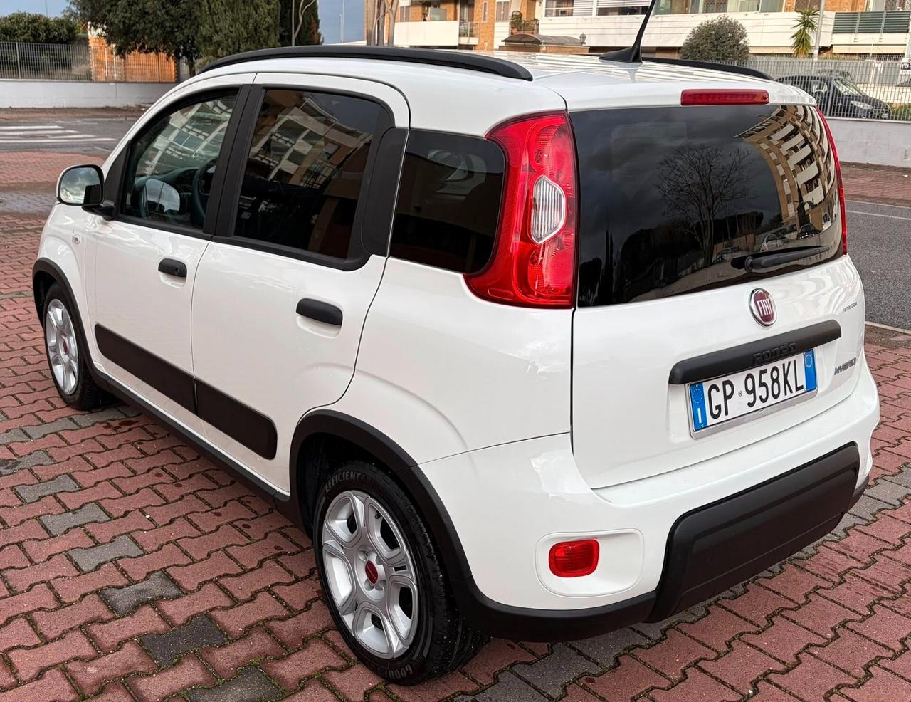 FIAT PANDA HYBRID CITY LIFE 5 POSTI