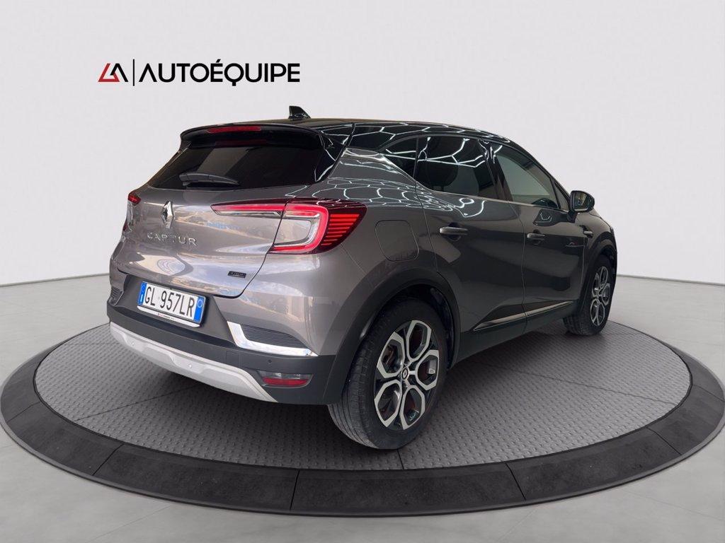 RENAULT Captur 1.6 E-Tech full hybrid E-Tech Engineered 145cv auto del 2022