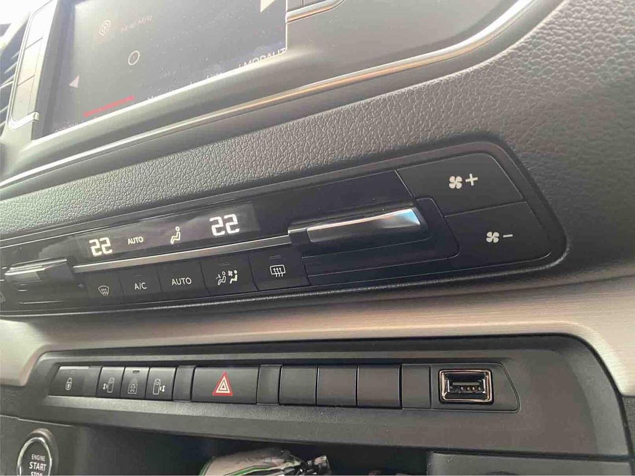 Fiat E-Ulysse 136CV 75kWh Long Lounge