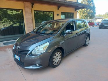 Toyota Verso 2.0 D