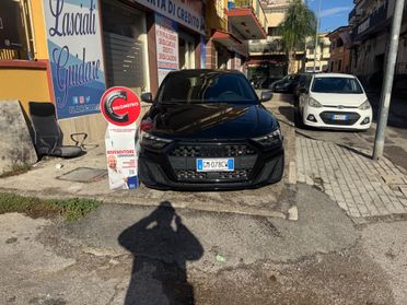 Audi A1 SPB 40 TFSI S tronic Identity Black