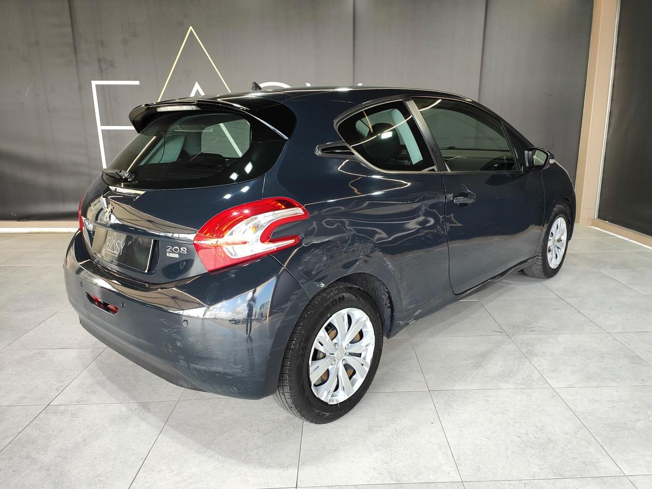 Peugeot 208 3P 1.4 e-hdi 8v * AUTOMATICO / NEOPATENTATI *