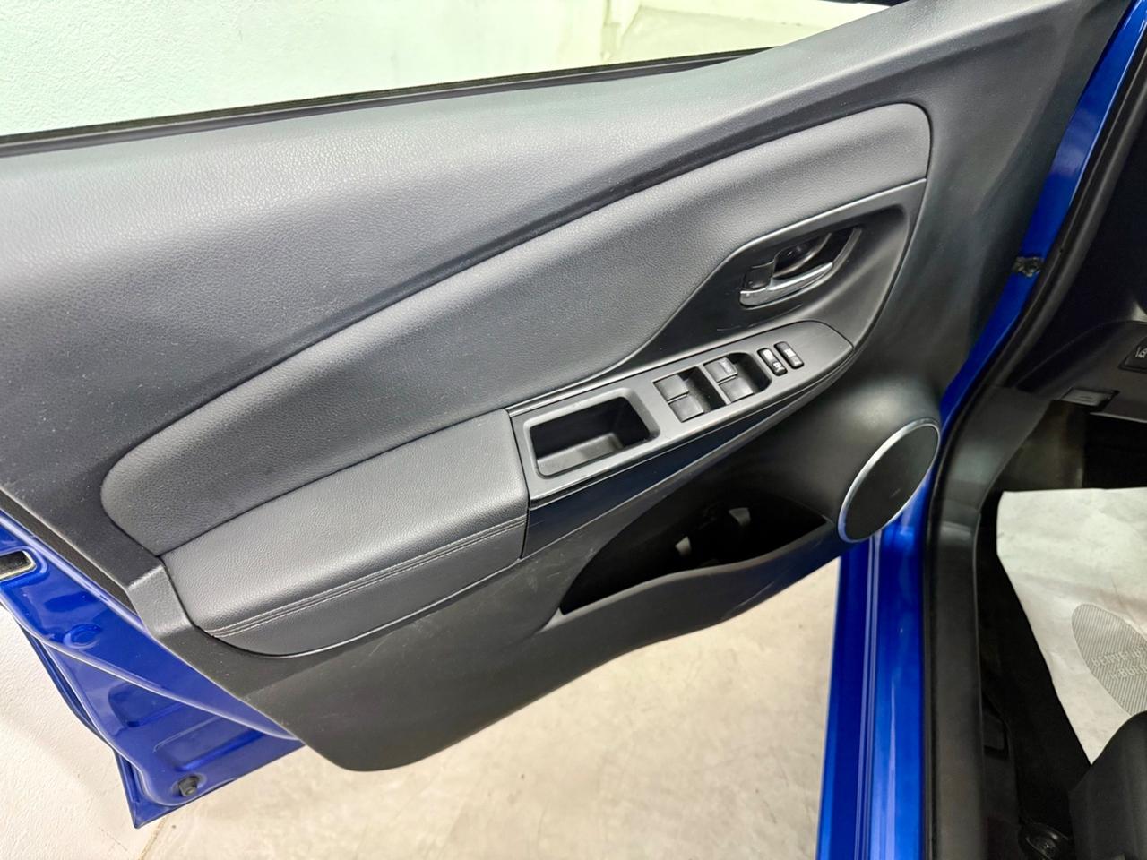Toyota Yaris HYBRID AUTOMATICA