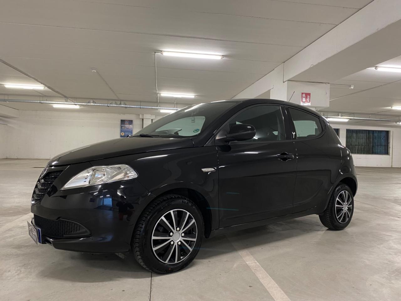 Lancia Ypsilon 1.3 MJT 95 CV Diesel Ok Neopatentati