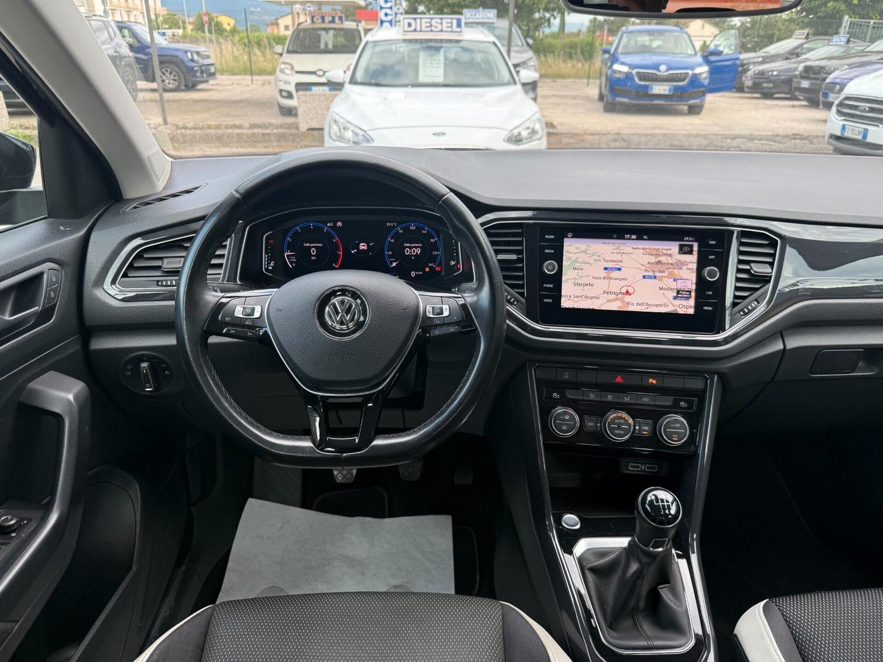 "DA VETRINA " Volkswagen T-Roc 1.5 TSI ACT FULL