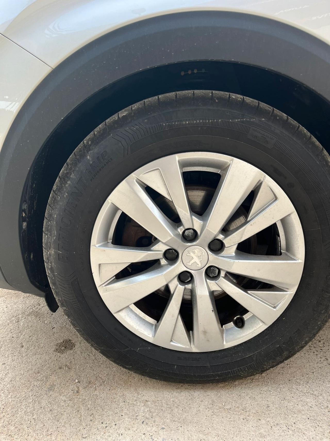 Peugeot 3008 BlueHDi 130 S&S Active Business