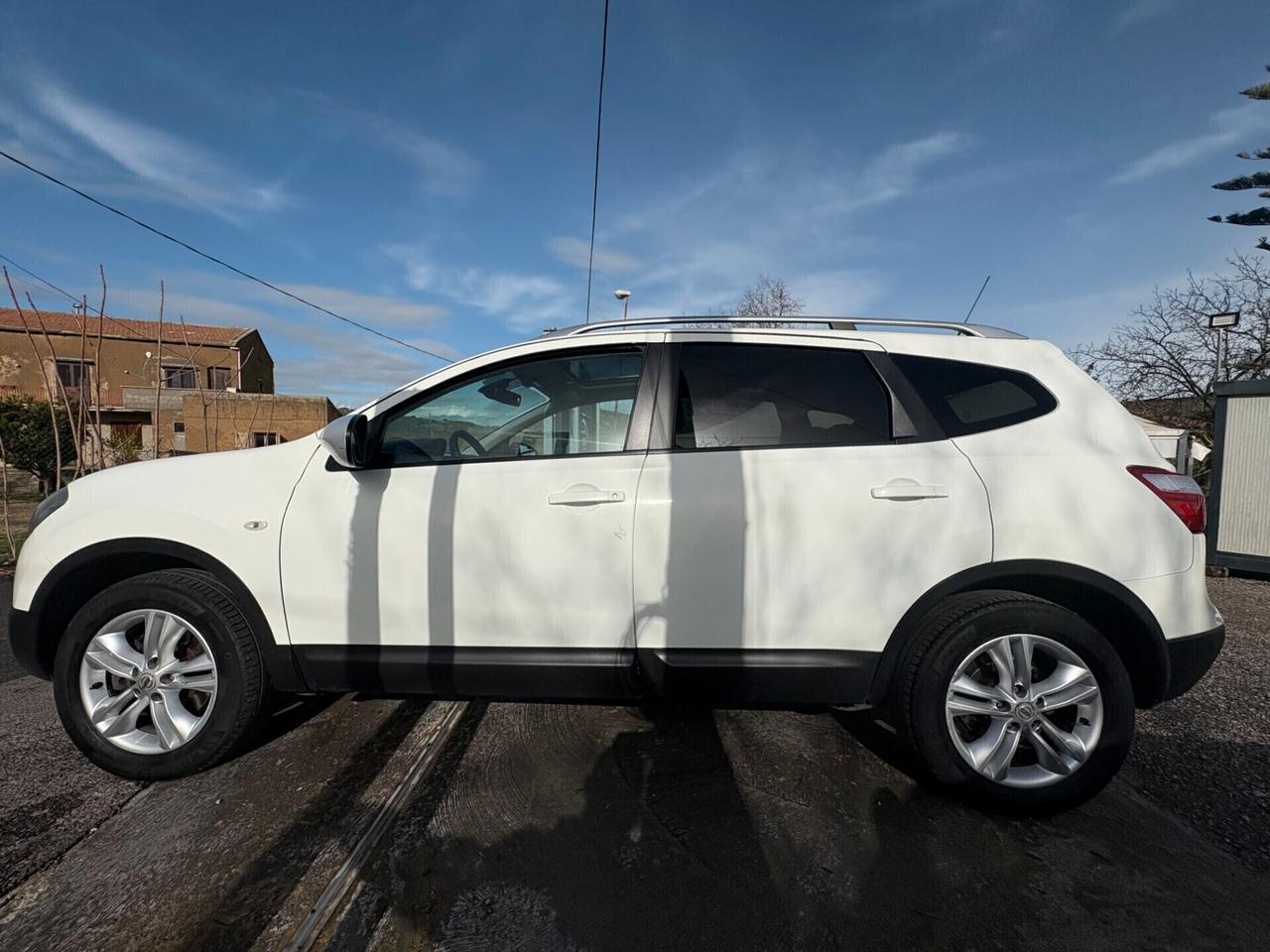 Nissan Qashqai N-TEC (7 POSTI) 2.0 dCi