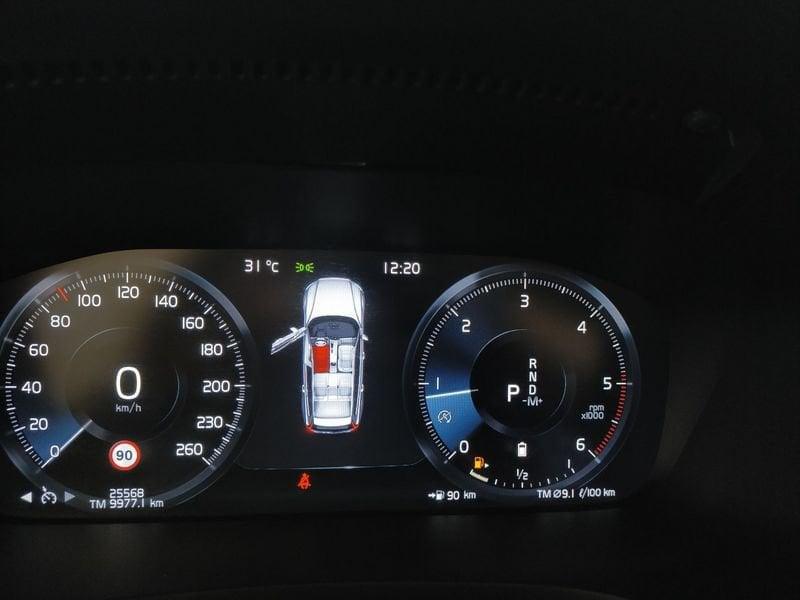 Volvo V60 Cross Country B4 (d) AWD Geartronic Business Pro