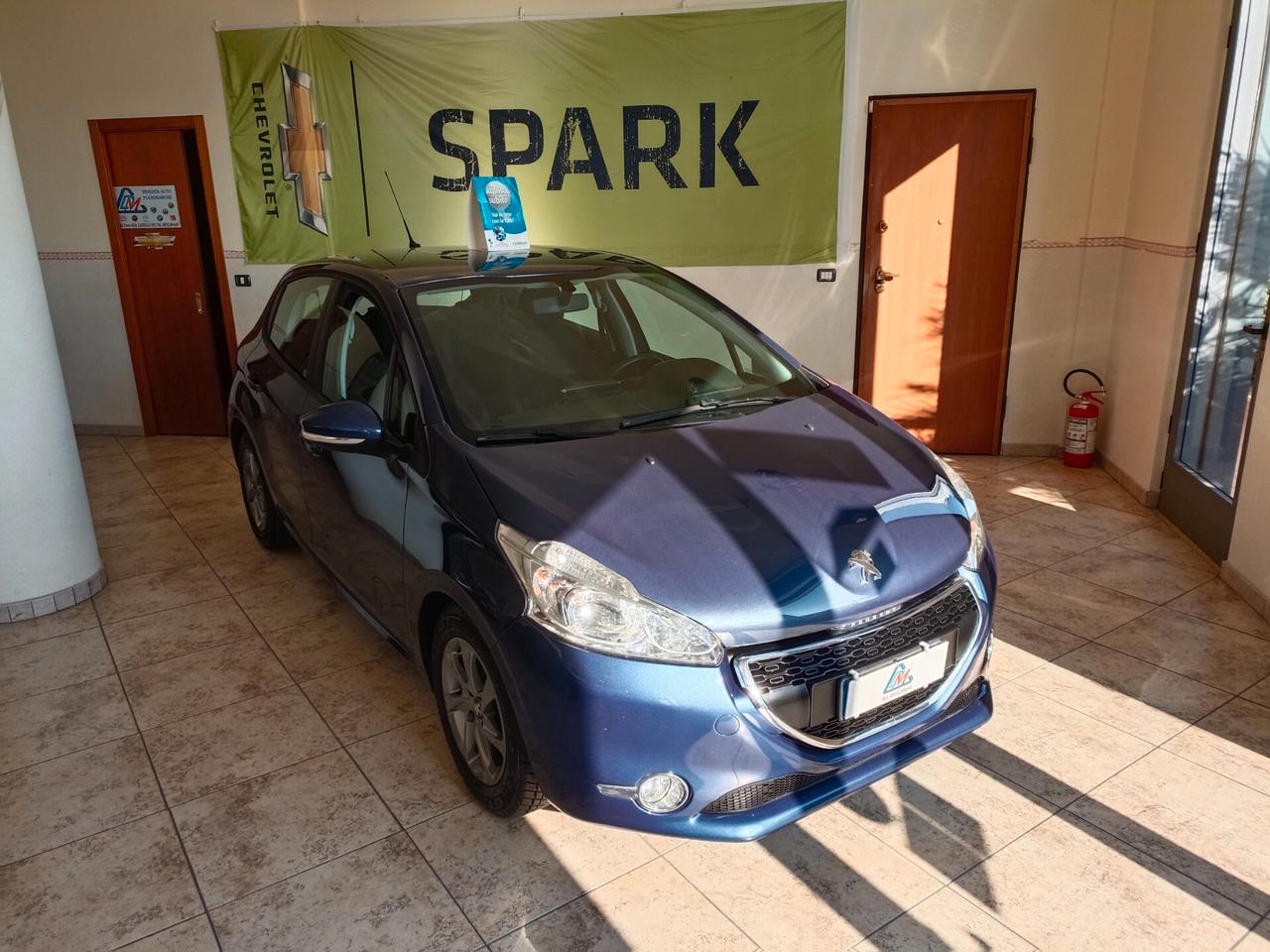 Peugeot 208 1.6 e-HDi 92 CV Stop&Start 5 porte Allure