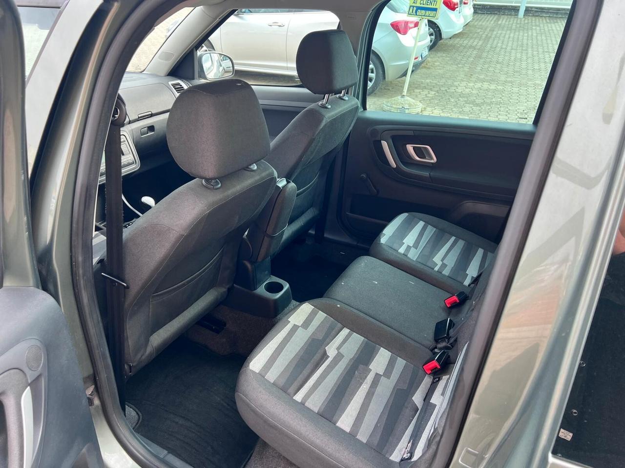 Skoda Roomster 1.6 16V Sport GPLine