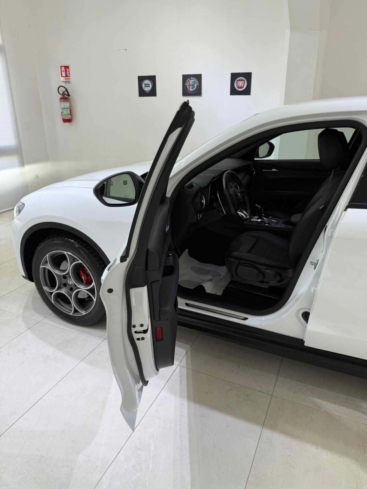 ALFA ROMEO STELVIO Q4 210CV ALLESTIMENTO SPRINT