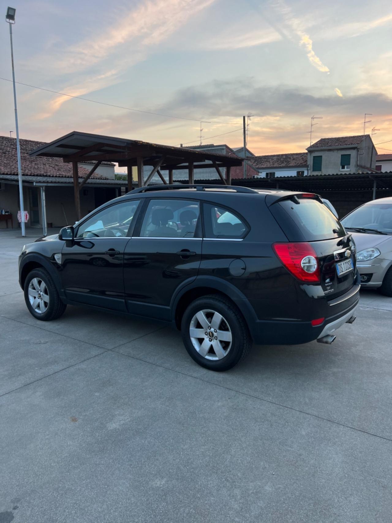 Chevrolet Captiva 2.4 LS GPL