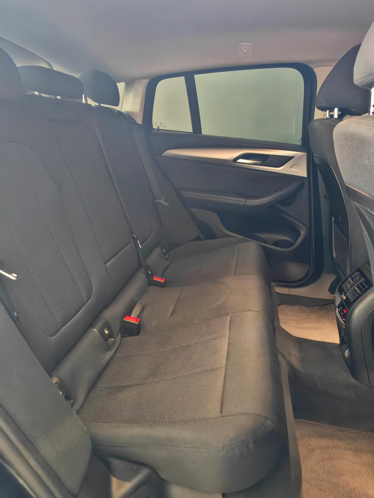 Bmw X4 xDrive20d