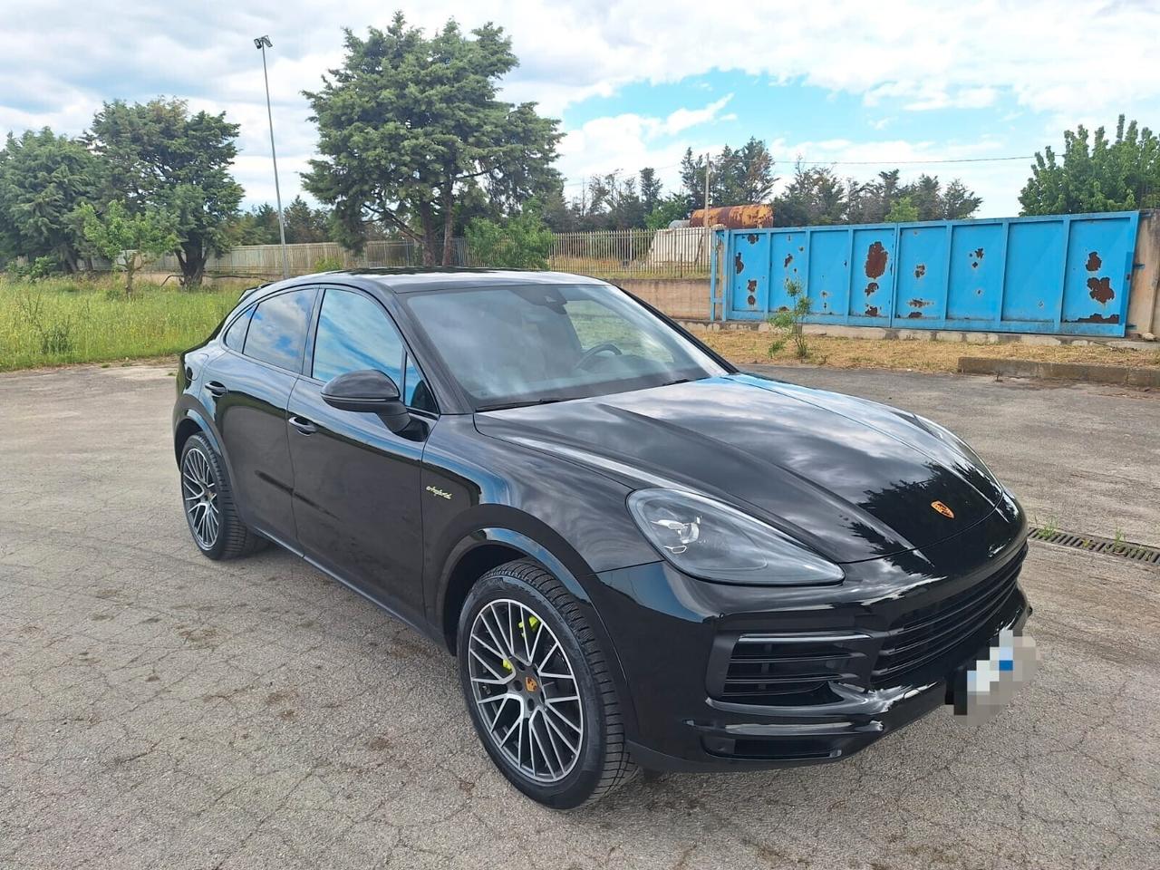 Porsche Cayenne 3.0 V6 E-Hybrid-BENZINA