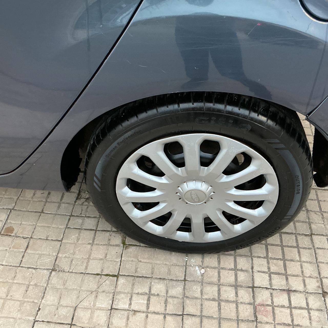 Ford Fiesta 1.5 TDCi 75CV 5 porte Business