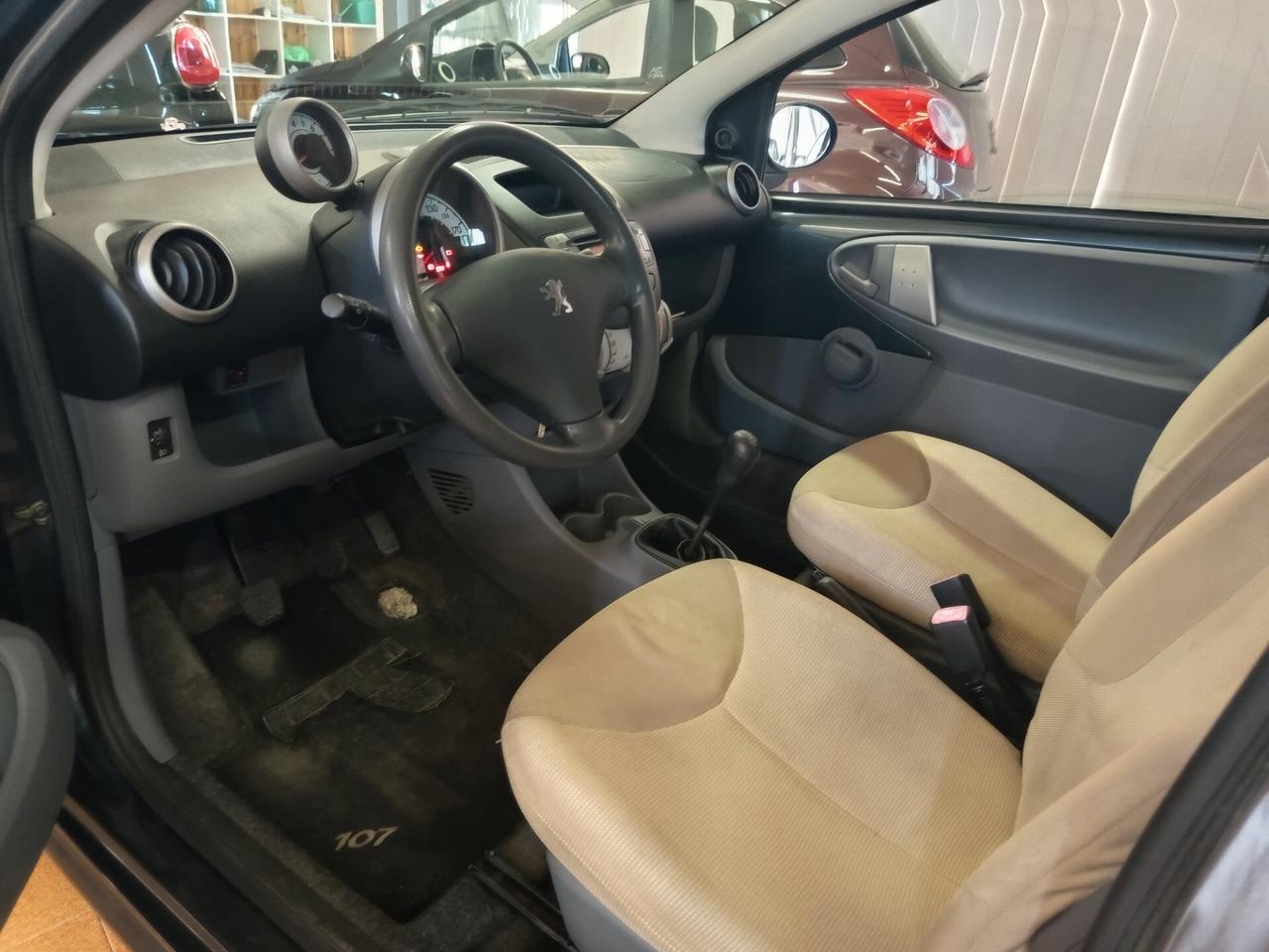 Peugeot 107 1.0 68CV 3p. Sweet Years ok neopatentati