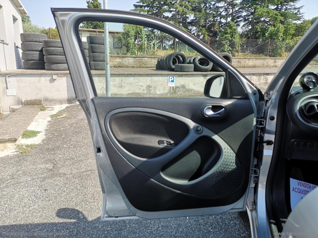 SMART forfour 70 1.0 twinamic Passion PROMO WEB