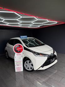 Toyota Aygo 1.0 Benzina x-clusiv 11/2014 AUTOMATICA