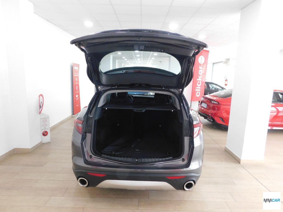ALFA ROMEO - Stelvio - 2.2 T.diesel 160CV AT8 RWD Bus.