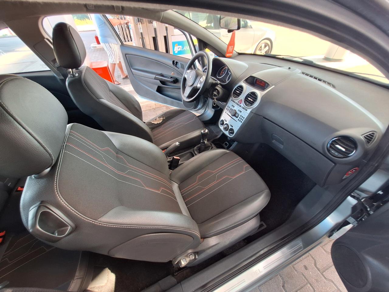 Opel Corsa 2013 1.2 85CV 3 porte GPL €5 24/25€ FA 450KM OCCASIONE