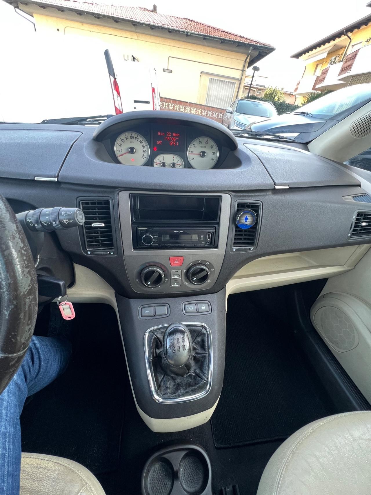 Lancia MUSA 1.4 16V Platino