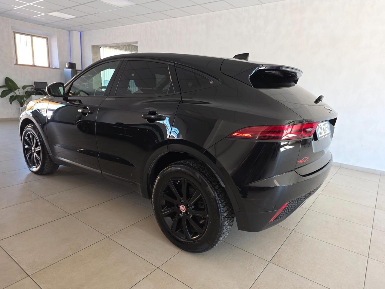 Jaguar E-Pace 2.0D 150 CV AWD aut. R-Dynamic HSE