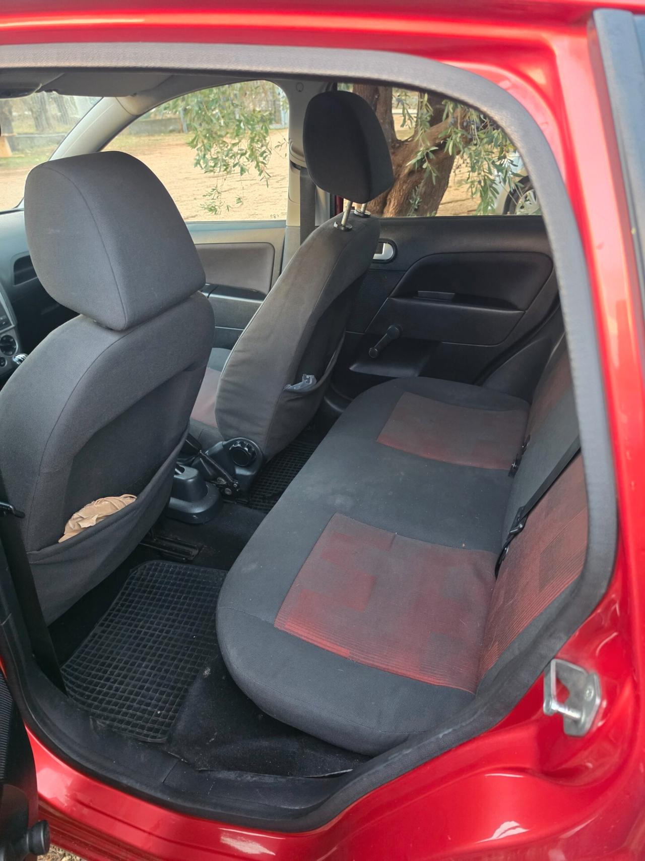 Ford Fiesta 1.4 TDCi 5p. Ghia