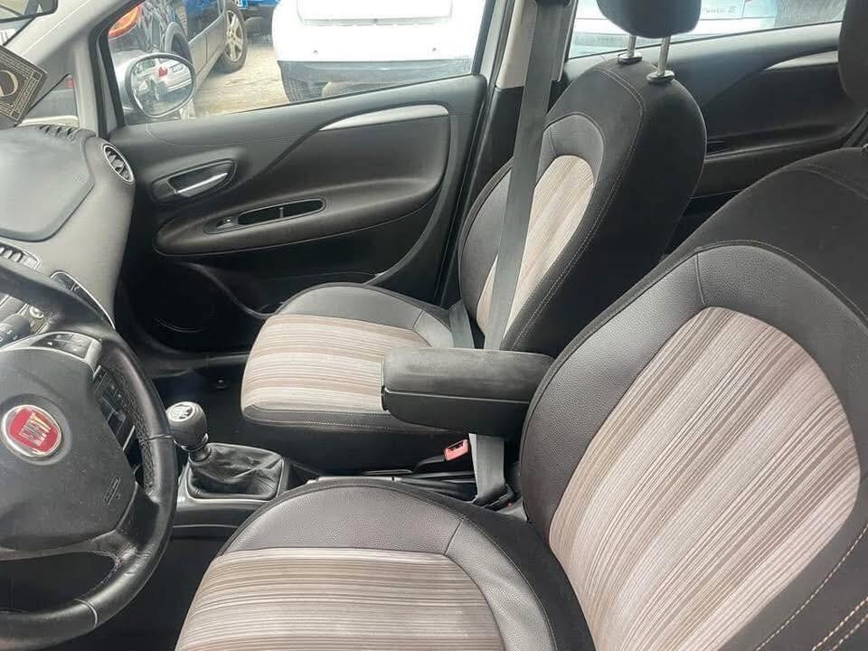 Fiat Punto 1.3 MJT II 75 CV 3 porte Street