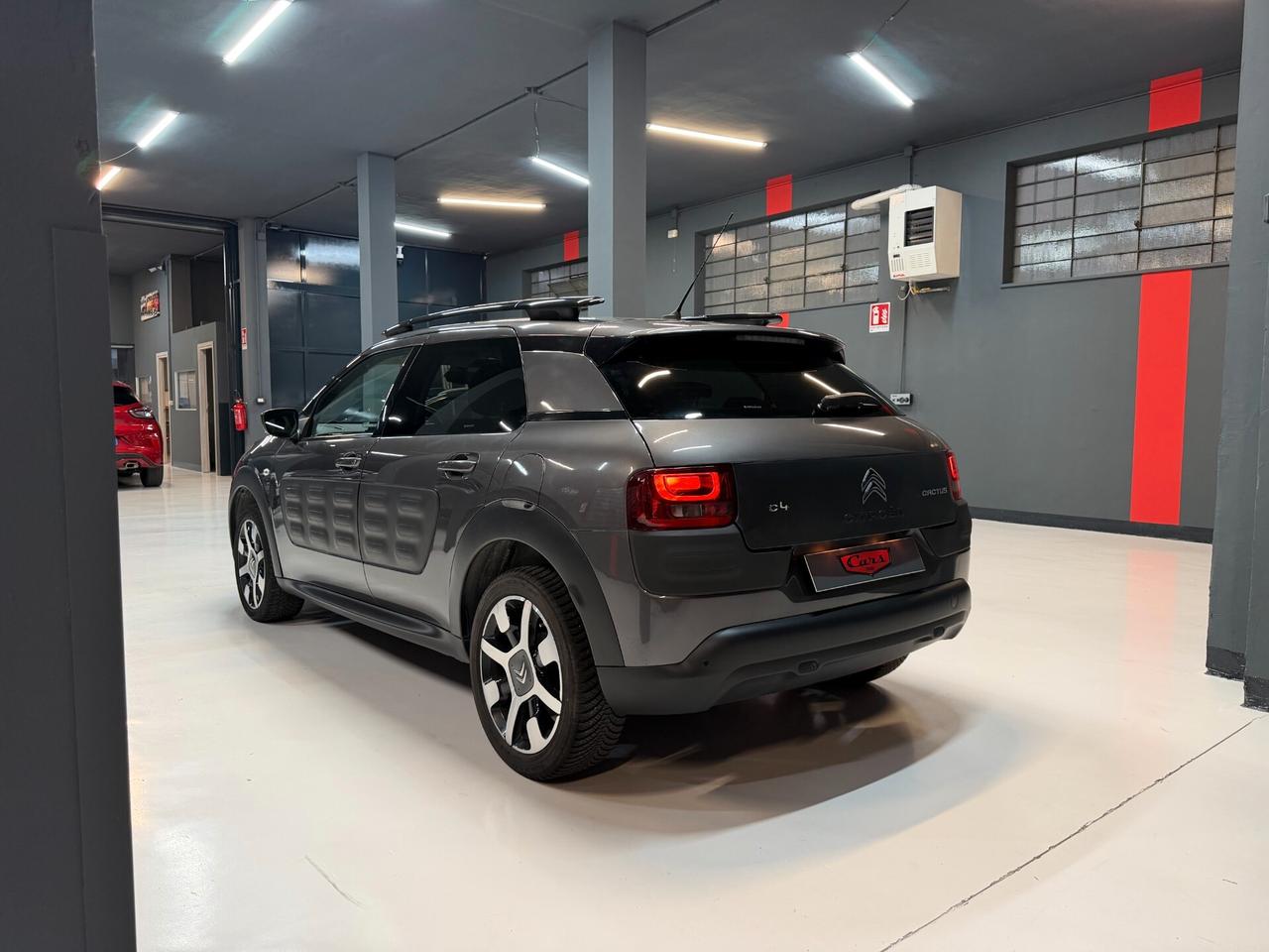 Citroen C4 Cactus BlueHDi 100 S&S ETG6 Shine